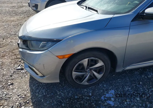 19XFC2F68KE025957: 44438661