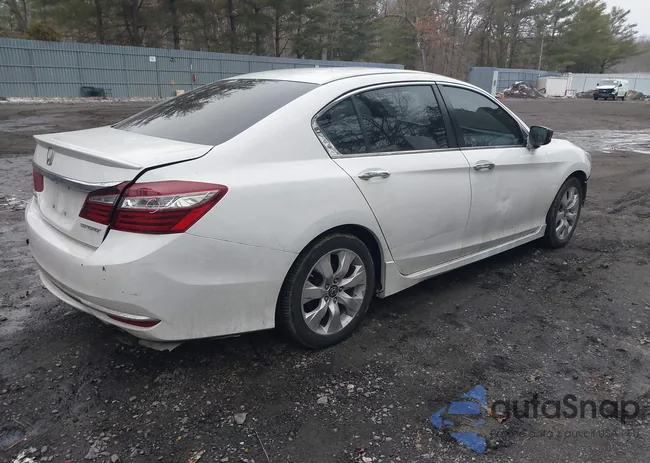 1HGCR2F59GA019718: 44438737