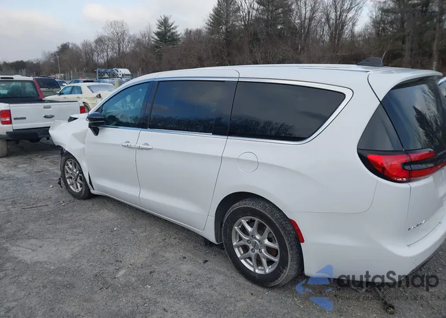 2C4RC1BG3SR562272: 44439839