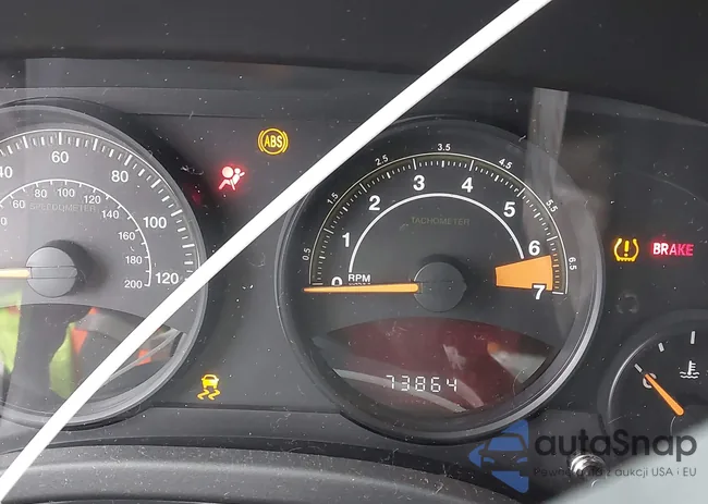 1C4NJCBA9GD643380: 44439907