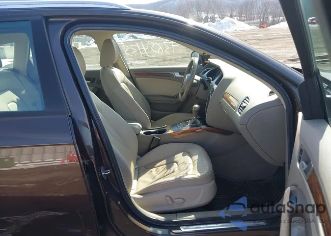 WAUSFAFL2BA080877: 44440069