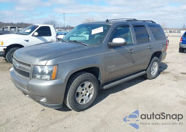 1GNSCAE02CR241158: 44440111