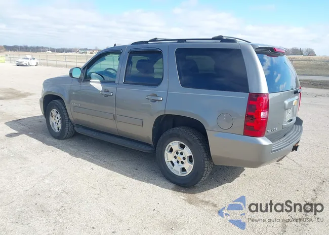 1GNSCAE02CR241158: 44440111