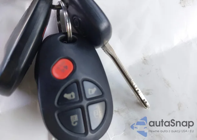 5TDKZ3DC2HS805964: 44439385