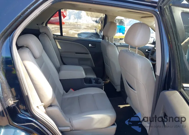 1FMDK06W78GA34068: 44439737