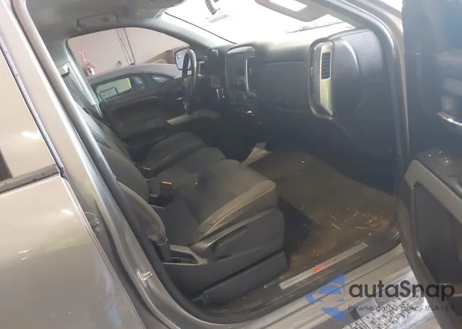 1GCVKREC2HZ144809: 44440880