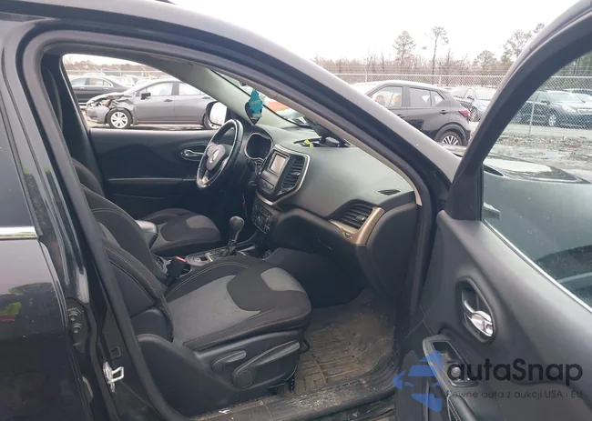 1C4PJMCB9EW176548: 44440943