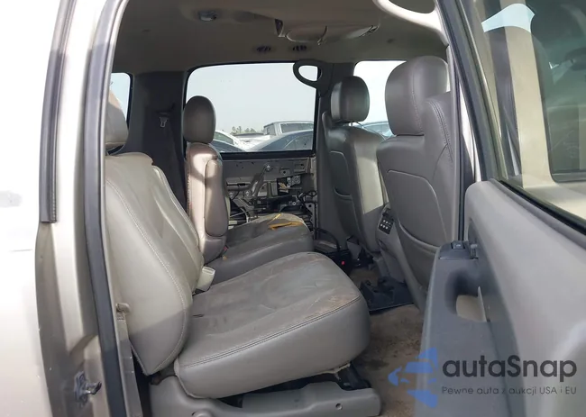 3GKEC16Z13G244107: 44440981