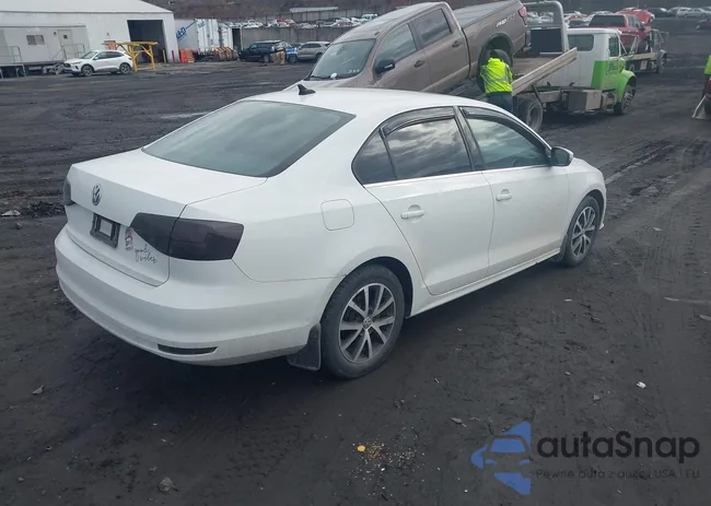 3VWDB7AJ9HM359879: 44441000