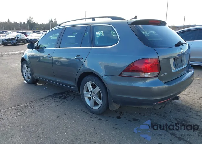 3VWPL7AJ0CM713825: 44441034