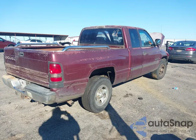 1B7HC13Y8YJ103769: 44441094