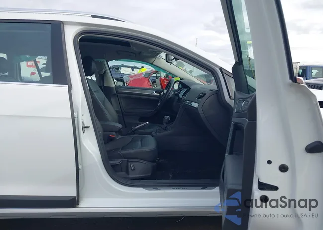 3VWH17AU8HM524495: 44441229