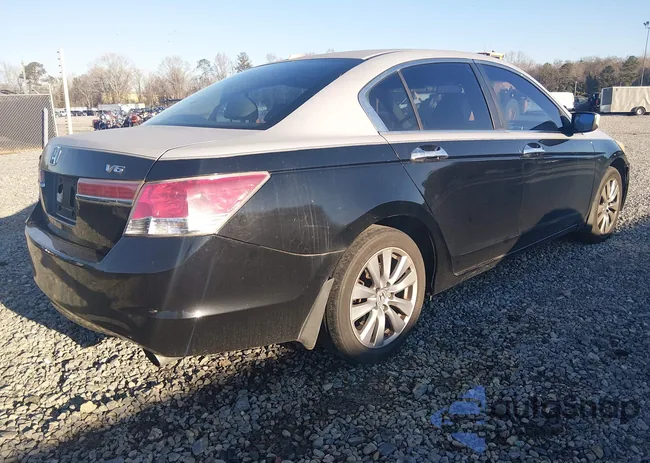 1HGCP3F84BA018992: 44441256