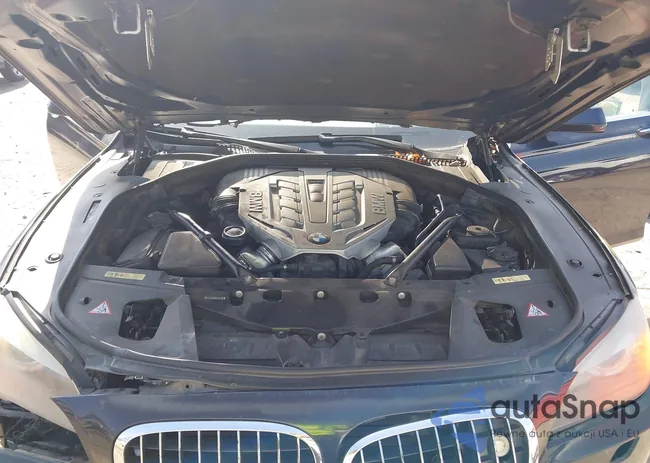 WBAKB83589CY60245: 44441284