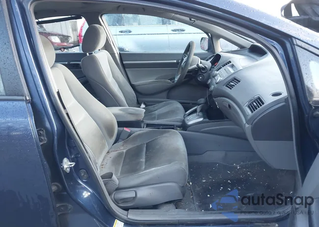 2HGFA1F89AH506936: 44441335