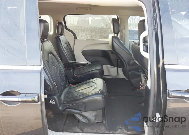 2C4RC1BG2HR739337: 44440671