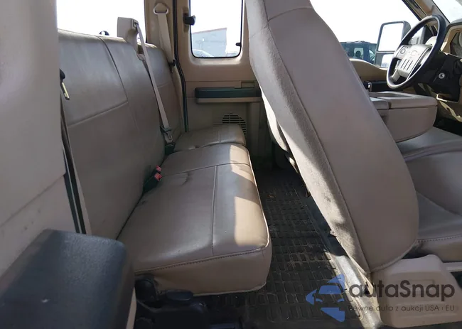 1FTSX20568EB90879: 44440677