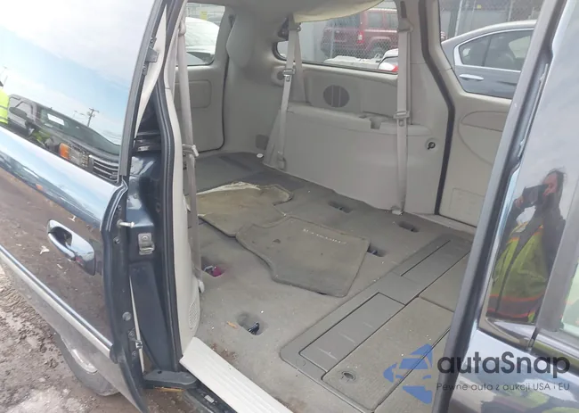 2A8GP54L67R360801: 44440727