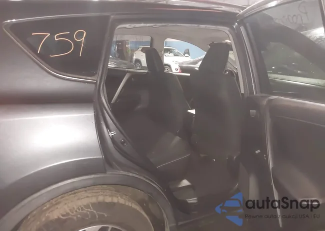 JTMRFREV0HD210682: 44441829