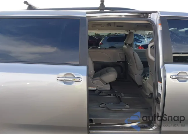 5TDYZ3DC6JS918770: 44441868