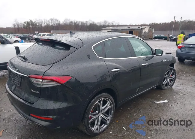 ZN661YUM6PX411499: 44442089