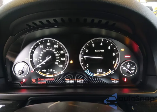 WBA5B1C58FG125225: 44442133