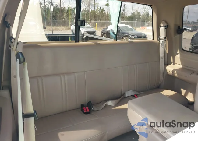 1FTDX1762VNA45027: 44442164