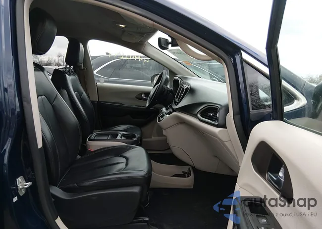 2C4RC1DG5LR164639: 44442299