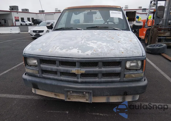 1GCEC14Z3ME154853: 44441544