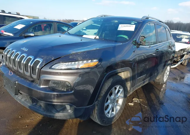 1C4PJMCSXHW575070: 44441665