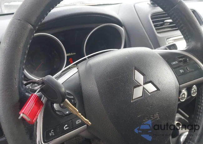 4A4AP3AU8FE050006: 44442763