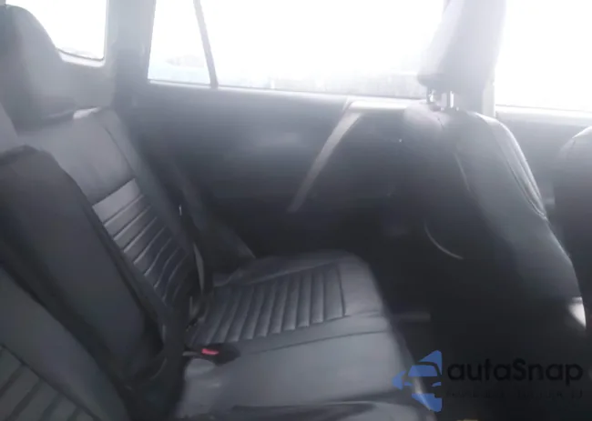 JTMWFREV4ED039840: 44442765