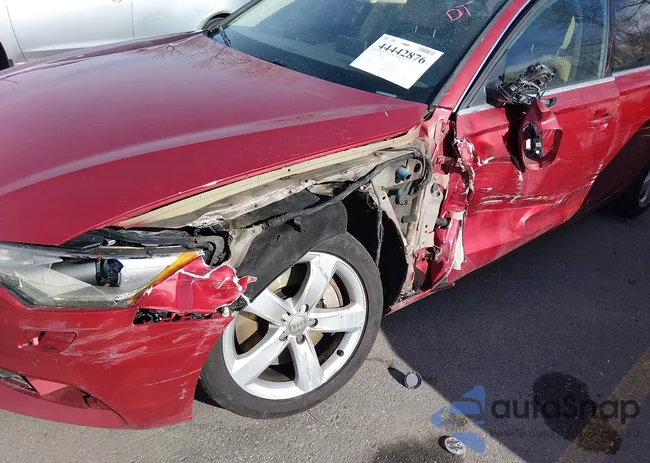 WAUGGAFCXCN098332: 44442876