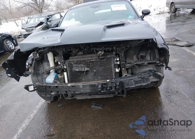 2C3CDZAG2GH264235: 44442927