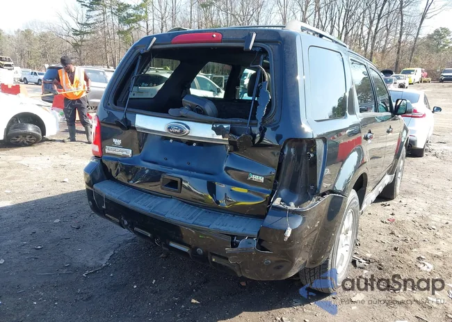 1FMCU0EG3BKC27886: 44442985