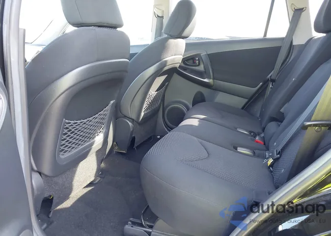 2T3WF4DV9CW157032: 44443158