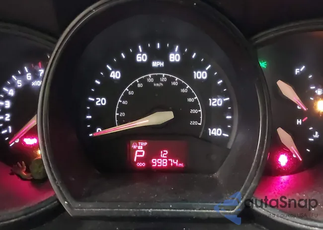 KNADM4A31G6588629: 44443206