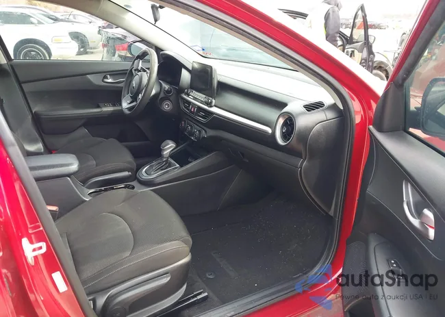 3KPF24AD0ME326049: 44443226