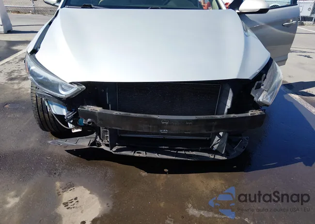 KMHD84LFXHU227505: 44443270