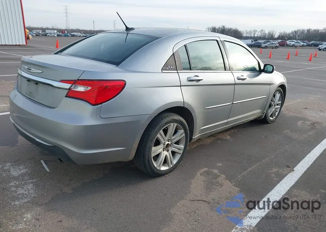 1C3CCBBB0DN732088: 44443273