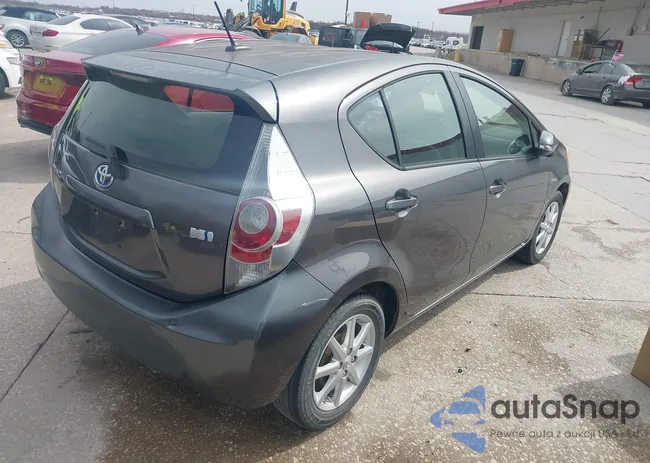 JTDKDTB30E1070573: 44442637