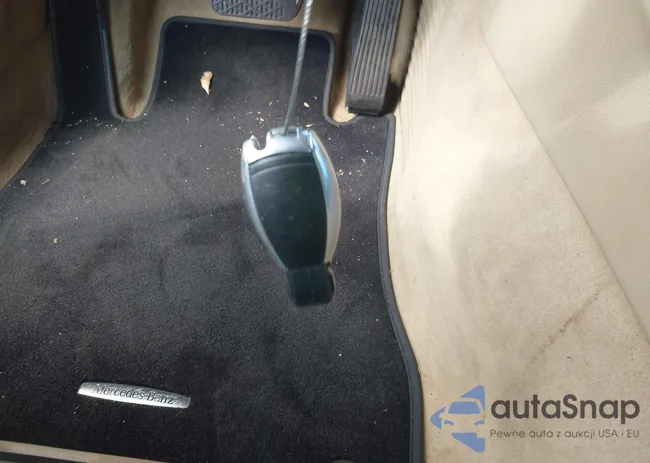 WDDDJ72X58A119580: 44442653