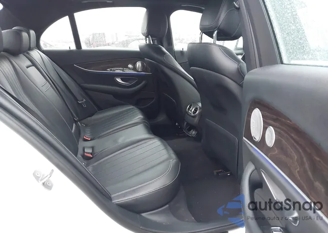 WDDZF4KB8HA067338: 44442695