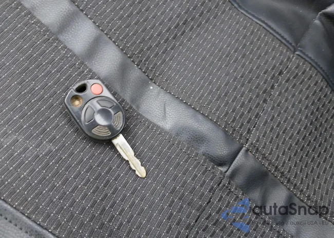 4F2CZ02Z78KM22538: 44442727