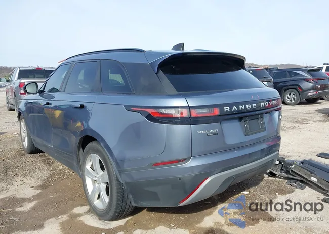 SALYB2RV4JA749900: 44443860