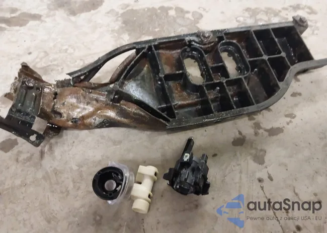 5NPDH4AE1DH370541: 44443953