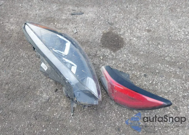 1FMCU9G67LUA52900: 44443983