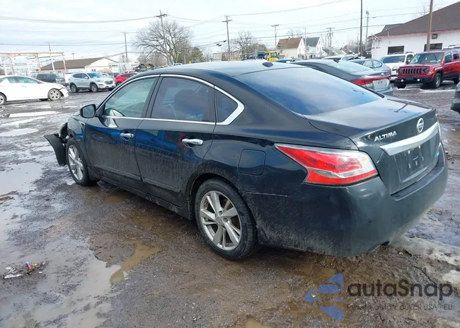 1N4AL3AP8EC144335: 44443989