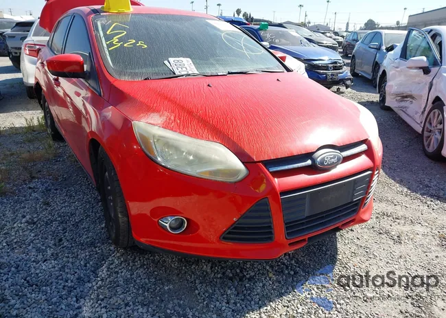 1FAHP3F22CL115121: 44444042