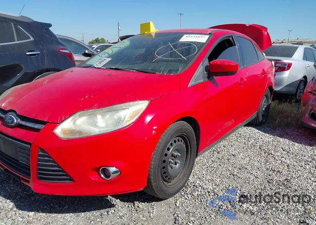 1FAHP3F22CL115121: 44444042